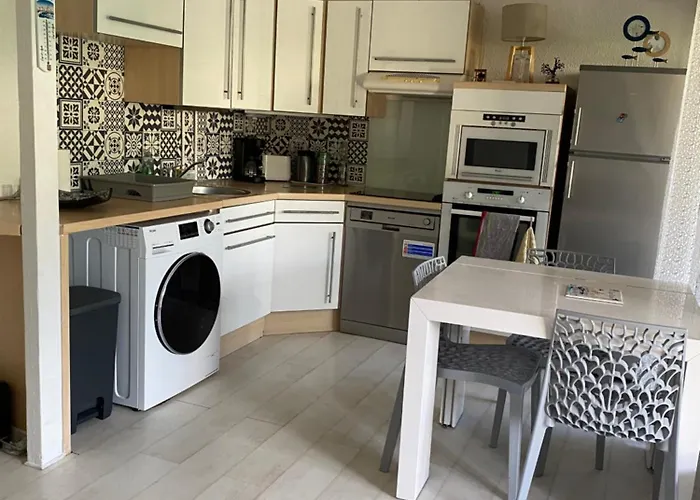 Charmante Maisonnette Proche *